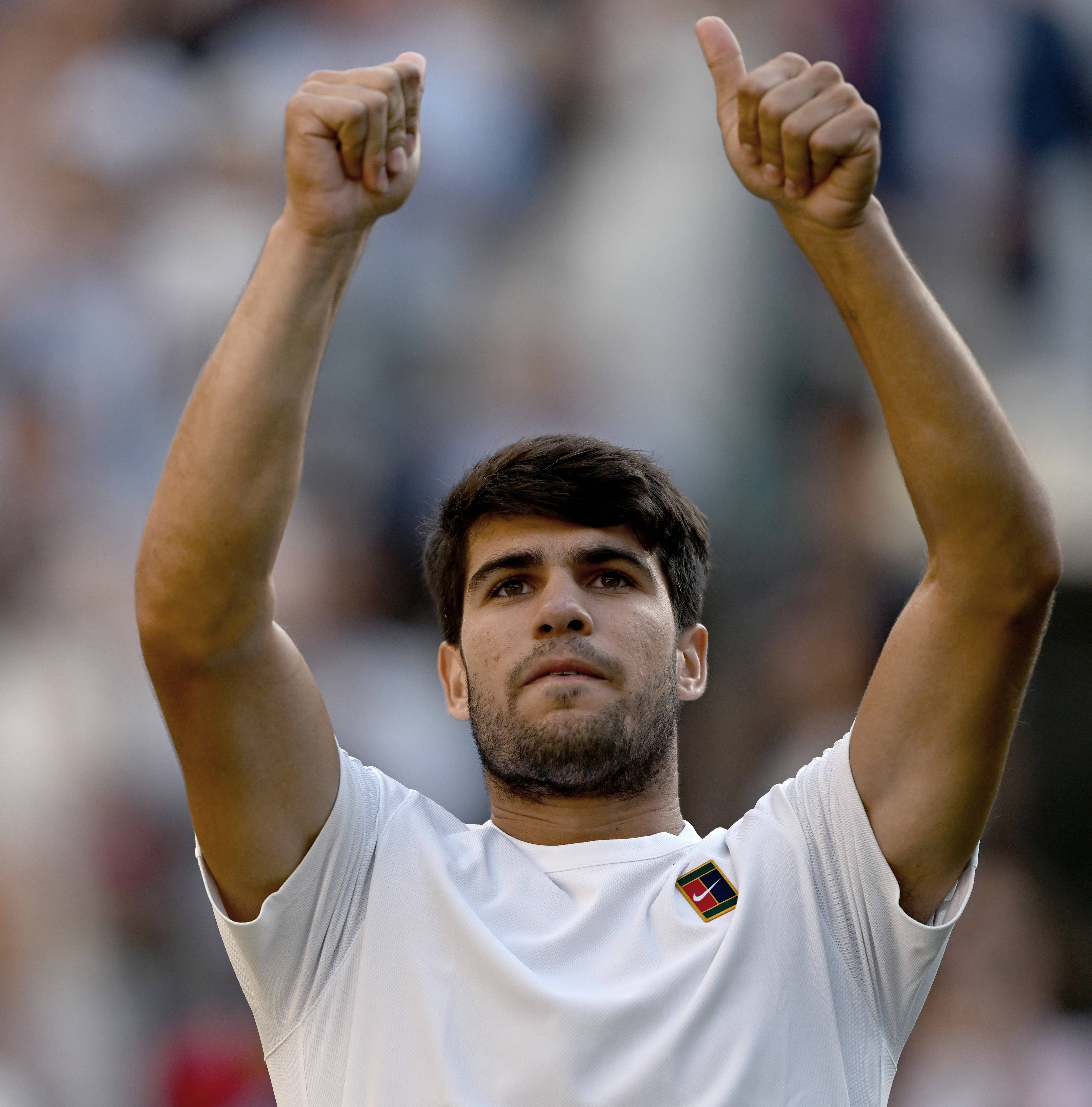 澳网碾压温网，阿尔卡拉斯扛起全队