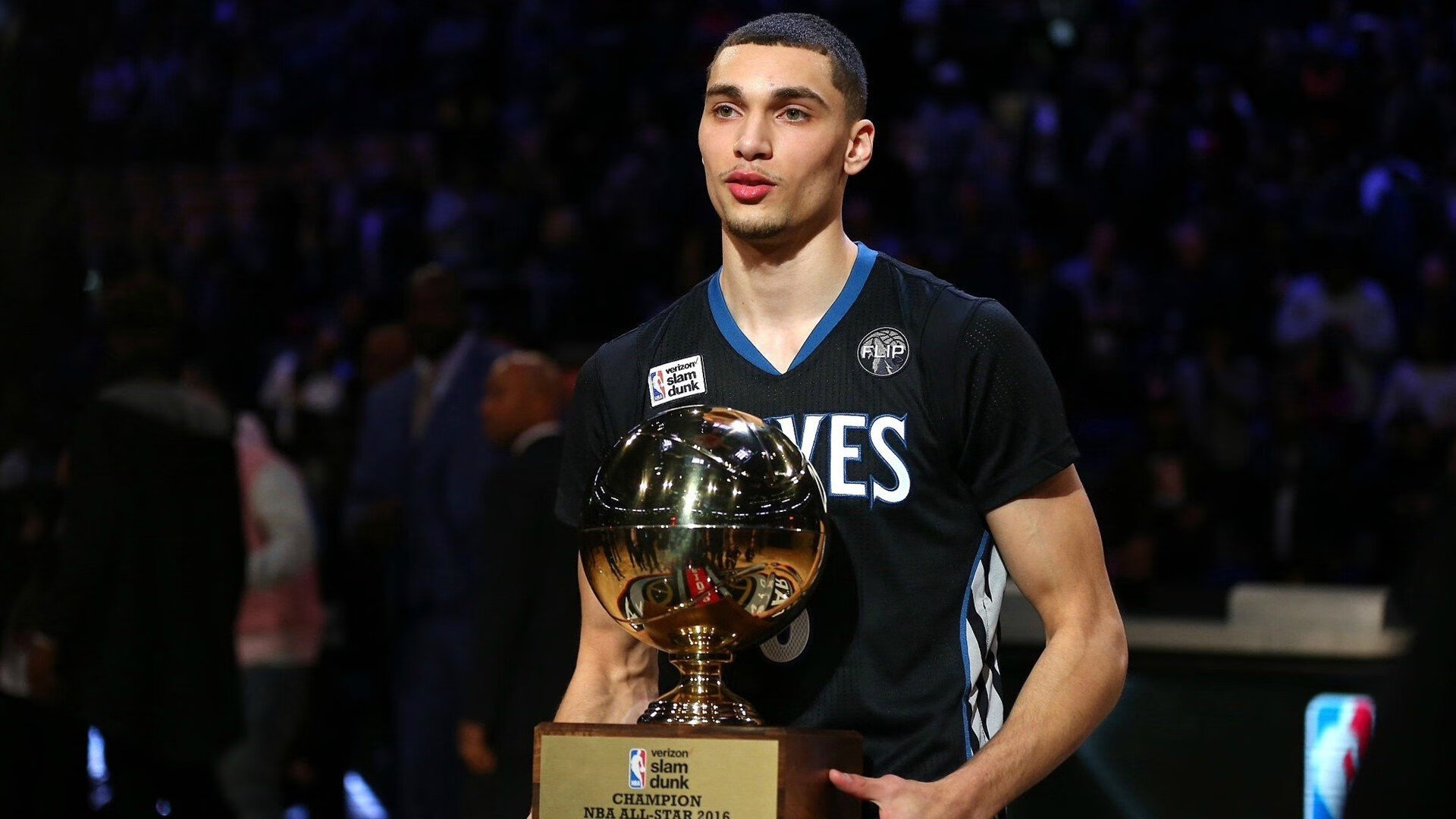 决战压哨,终章无憾,锡安伤退之夜,莺歌接管助鹈鹕熄灭国王